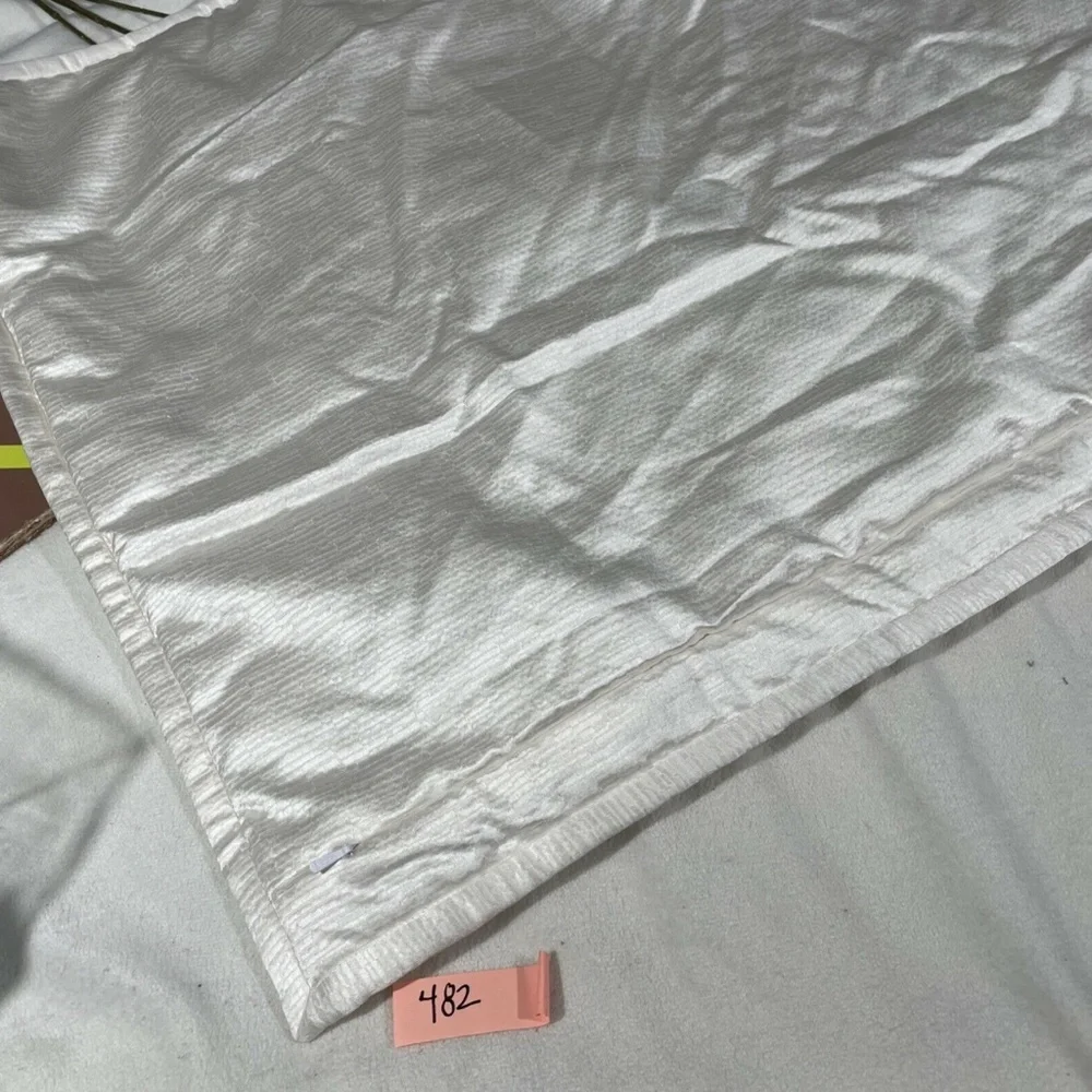NEW [ 1 King ] Quilted Pillow Sham for‎ Hudson Park Nouveau White